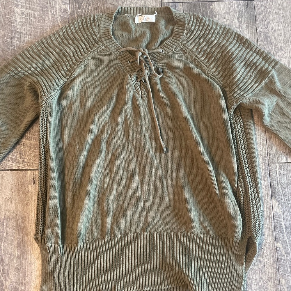 Women’s Elan Olive Green Knit Sweater Size Medium